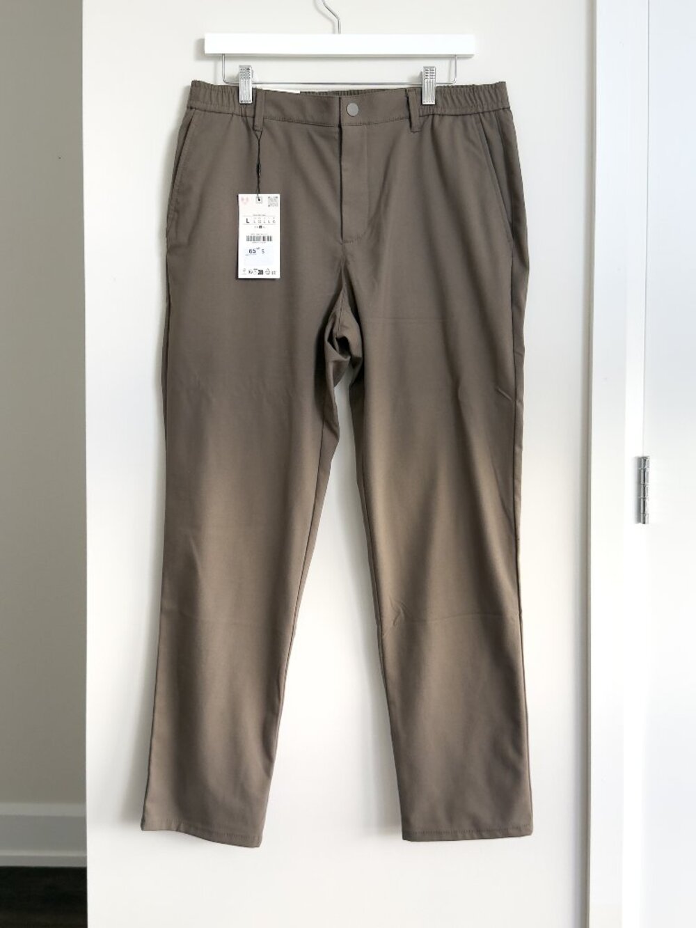 ZARA - NWT - Mens Driver Pant - Large